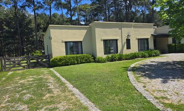 Venta Casa 6 ambientes en Exaltacion de la Cruz