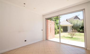 Casa en Arriendo en Los Trapenses, amplia casa