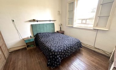 CASA VENTA QUILMES 3 AMBIENTES BALCON Y  JARDIN