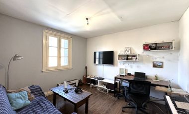 CASA VENTA QUILMES 3 AMBIENTES BALCON Y  JARDIN