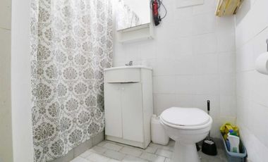 SE VENDE PH 2 AMB EN BALVANERA, EN PLANTA BAJA!