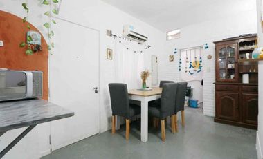 SE VENDE PH 2 AMB EN BALVANERA, EN PLANTA BAJA!