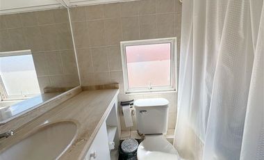 Casa en Arriendo en Arriendo solo con compromiso de Compra!!Fuera de Condominio!