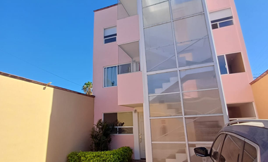 Vive cómodo en Jardines de Torremolinos – Departamento en Venta