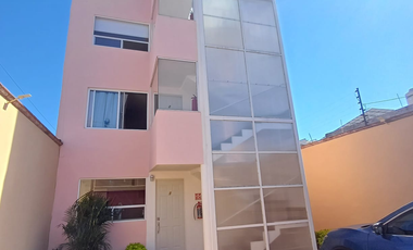 Vive cómodo en Jardines de Torremolinos – Departamento en Venta