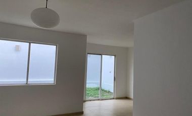 CASA EN RENTA COL. CONTRY LOS ENCINOS, GUADALUPE