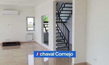 Venta | Casa 4 dormitorios y pielta. Orientacion Norte en Vistas, Puertos