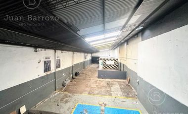 Venta Depósito sobre Av. H Yrigoyen. Zonificación S1R1. Remedios de Escalada.