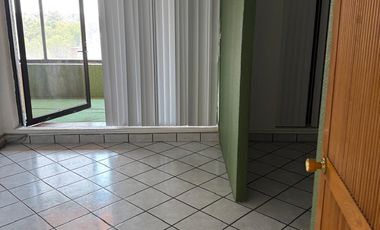 RENTA DE Excelente Local Comercial de 216M2