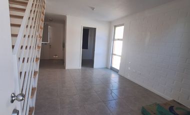 SE ARRIENDA CASA NUEVA 3 HABITACIONES 1 BAÑO AMPLIO PATIO