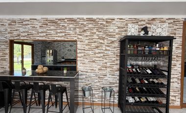 HERMOSA CASA EN PARCELA EN MEJOR CONDOMINIO DE BATUCO