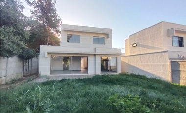 SE VENDE CASA VILLA ALEMANA PEÑABLANCA