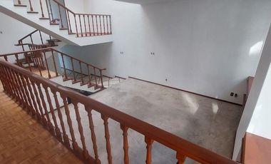 Casa en RENTA en Santa Cruz Del Monte