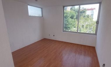 Casa en RENTA en Santa Cruz Del Monte
