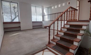 Casa en RENTA en Santa Cruz Del Monte