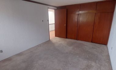 Casa en RENTA en Santa Cruz Del Monte