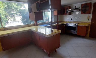 Casa en RENTA en Santa Cruz Del Monte