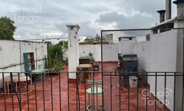Venta Departamento Villa Urquiza Dos Ambientes Terraza