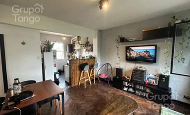 Venta Departamento Villa Urquiza Dos Ambientes Terraza