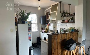 Venta Departamento Villa Urquiza Dos Ambientes Terraza
