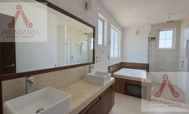 RESIDENCIA RENTA O VENTA METEPEC 4 RECAMARAS