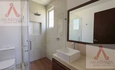 RESIDENCIA RENTA O VENTA METEPEC 4 RECAMARAS