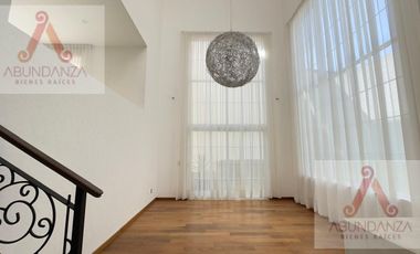 RESIDENCIA RENTA O VENTA METEPEC 4 RECAMARAS