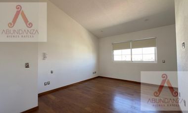 RESIDENCIA RENTA O VENTA METEPEC 4 RECAMARAS