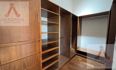 RESIDENCIA RENTA O VENTA METEPEC 4 RECAMARAS