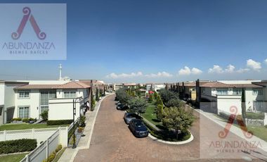 RESIDENCIA RENTA O VENTA METEPEC 4 RECAMARAS