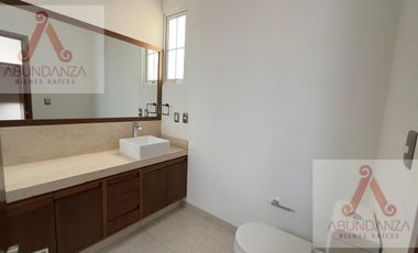 RESIDENCIA RENTA O VENTA METEPEC 4 RECAMARAS