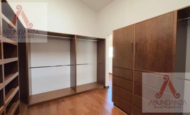 RESIDENCIA RENTA O VENTA METEPEC 4 RECAMARAS