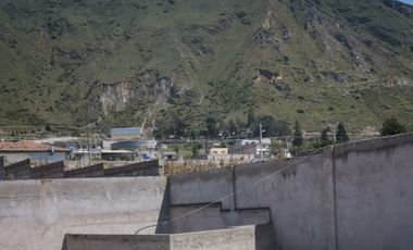 VENDE TERRENO CON CASA, SECTOR CASPIGASI
