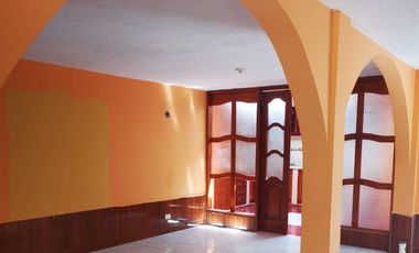 VENDE TERRENO CON CASA, SECTOR CASPIGASI