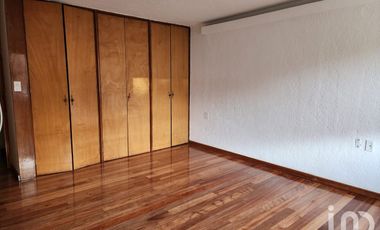 Casa en Renta en Paseos de Taxqueña