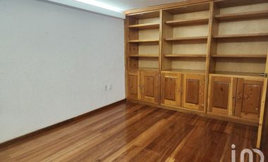 Casa en Renta en Paseos de Taxqueña