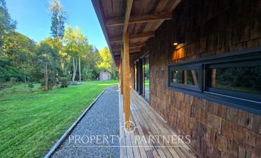 Espectacular casa con vista privilegiada a la laguna en «Reserva de Frutillar»