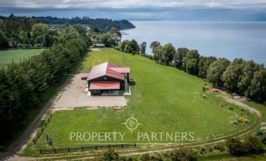 Espectacular casa con vista privilegiada a la laguna en «Reserva de Frutillar»