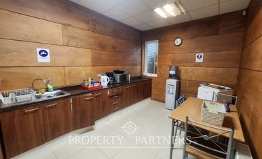 Arriendo excelentes oficinas y bodega