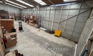Arriendo excelentes oficinas y bodega