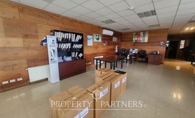 Arriendo excelentes oficinas y bodega