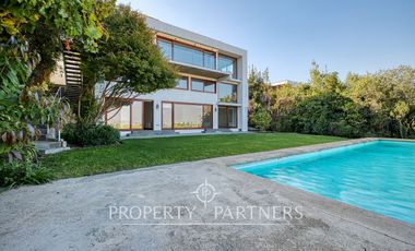 Maravillosa casa estilo mediterráneo a pasos del Colegio Everest