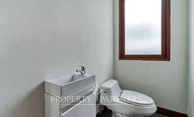 Maravillosa casa estilo mediterráneo a pasos del Colegio Everest