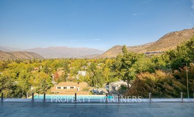 Maravillosa casa estilo mediterráneo a pasos del Colegio Everest