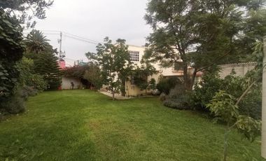 HERMOSA CASA CON EL MEJOR JARDIN EN OJO DE AGUA