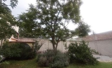 HERMOSA CASA CON EL MEJOR JARDIN EN OJO DE AGUA