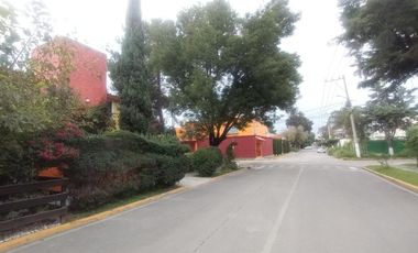 HERMOSA CASA CON EL MEJOR JARDIN EN OJO DE AGUA