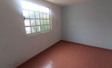 HERMOSA CASA CON EL MEJOR JARDIN EN OJO DE AGUA