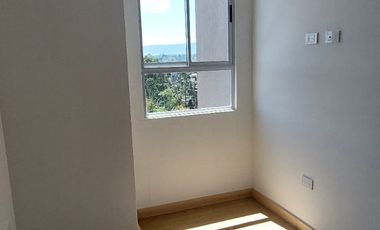 Se vende apartamento en alcaravanes,marinilla