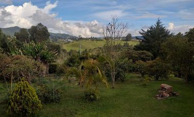 Se vende finca en alto del mercado,marinilla